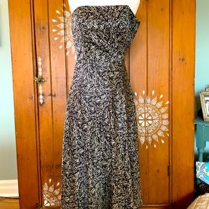 Pure silk Banana Republic strapless midi dress.